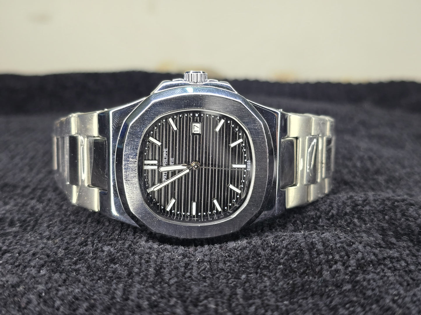 Patek Philippe Geneve Sleek Wrist Watch